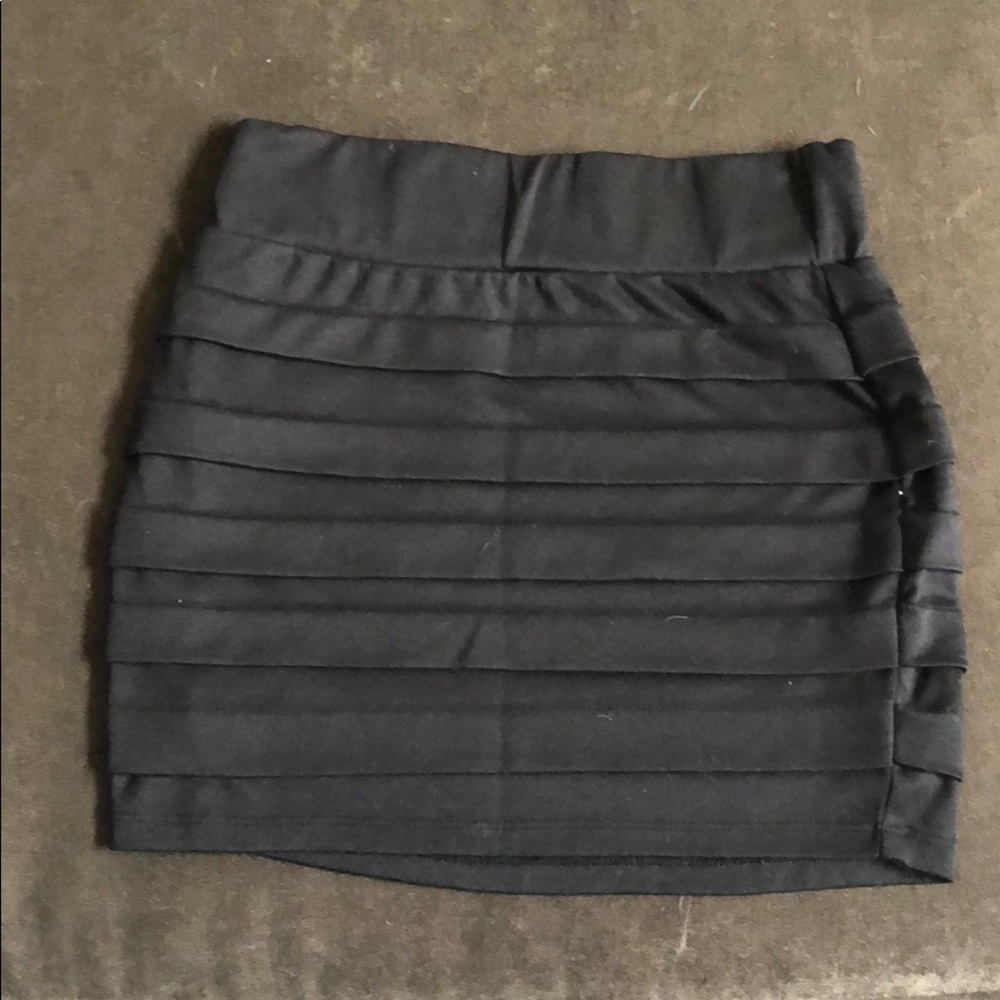 Wet seal pencil skirt, form fitting.